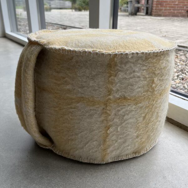 Handgemaakte Poef