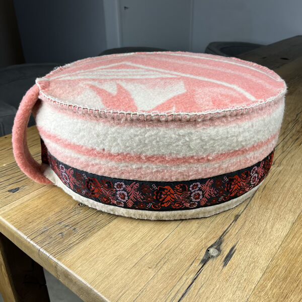 Handgemaakte Poef